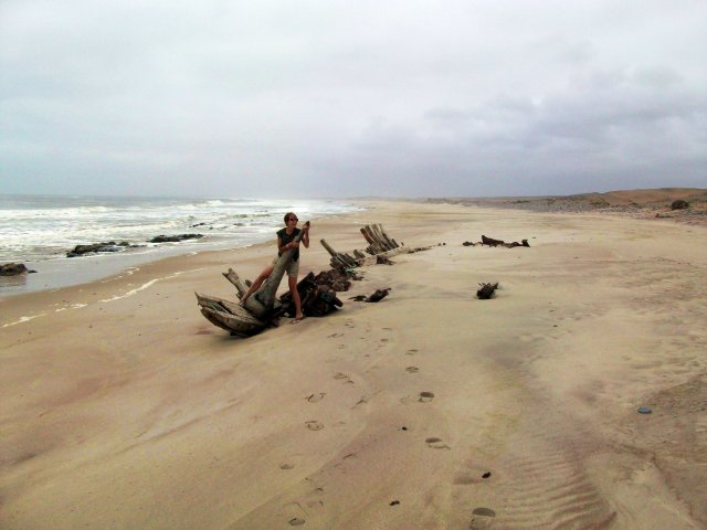 epave_skeleton_coast.jpg - Épave sur la Skeleton Coast (Namibie)