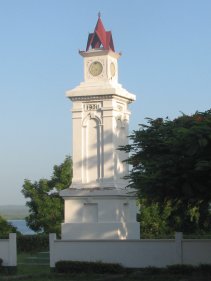 Horloge allemande de 1901 à Tanga