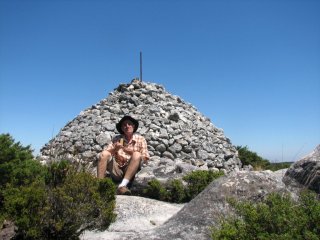 Maclear's Beacon (1087 m)