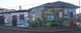Atelier de réfrigération et maison peinte à Chichigalpa