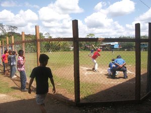 Le baseball est le sport national au Nicaragua. Même les petits villages ont leur terrain.