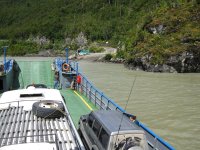 La barcaza (ferry) entre Perto Yungay et Rio Bravo