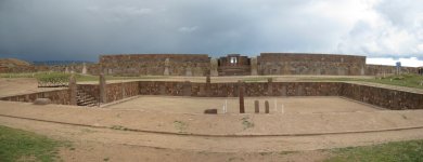 Site archéologique de Tiwanaku (aussi écrit Tiahuanaco)