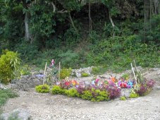 Tombe sur la presqu'île de Wewak