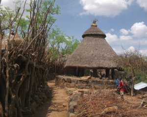 Village traditionnel, faisant partie du Paysage de Konso, inscrit au Patrimoine Mondial