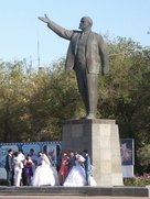 À Baïkonour, Lénine bénit toujours les mariages