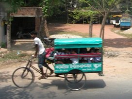 Transport scolaire au Bangladesh