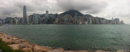 Vue vers la City et de Victoria Harbour depuis la péninsule de Kowloon).